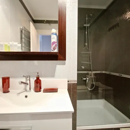 Akicity Alfama Azure Apartment Lisbon