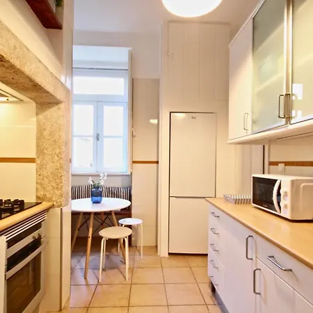 Akicity Alfama Azure Apartment Lisbon