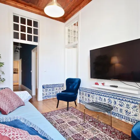 Apartment Akicity Alfama Azure