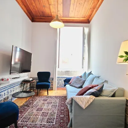 Akicity Alfama Azure Apartament